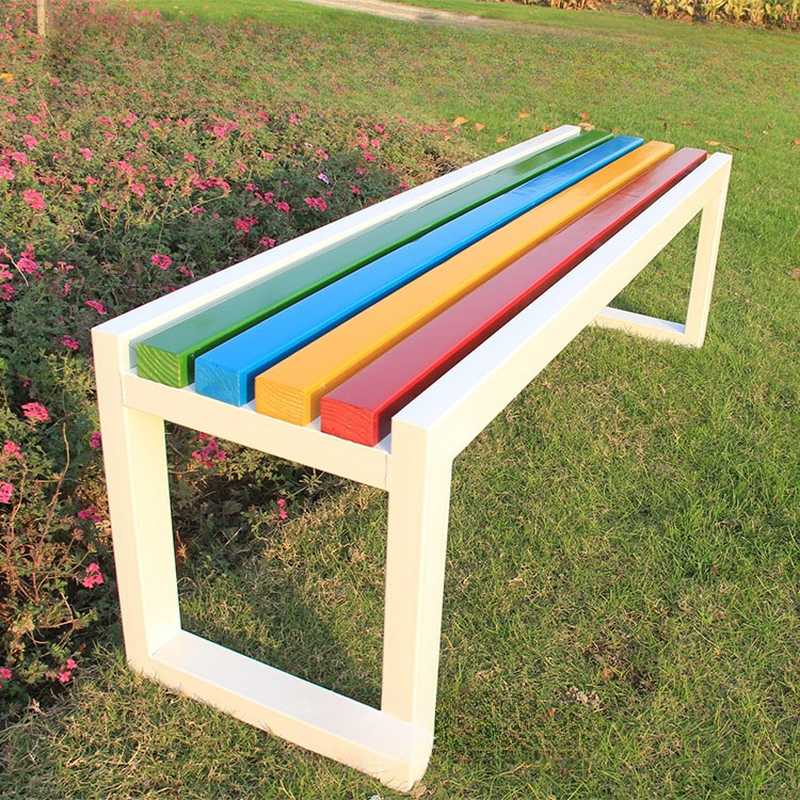 Simple Picnic Bench with Engineered Wood