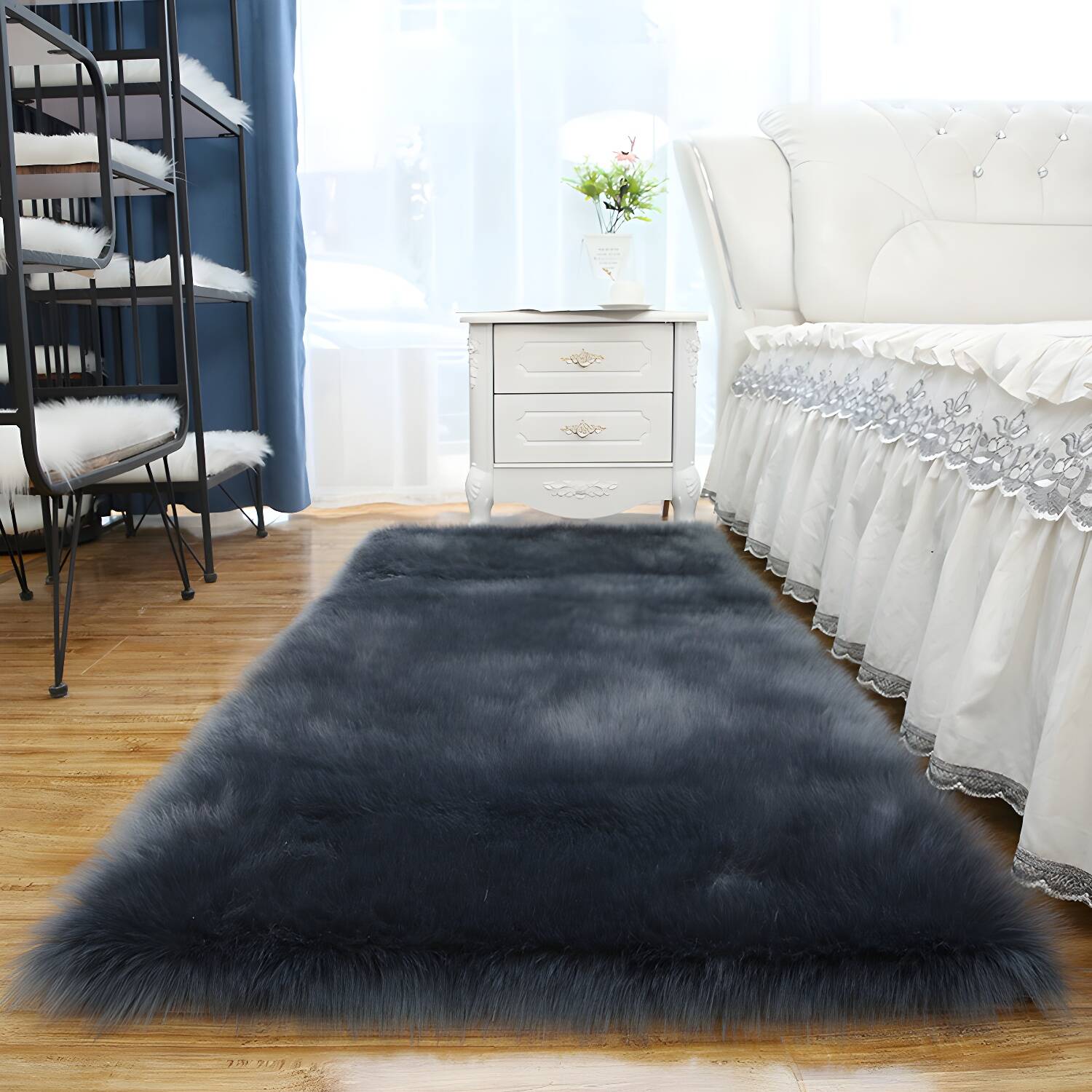 Simplicity Living Room Carpet Funky Plain Carpet Polyester Shag Rug with Non-Slip Backing