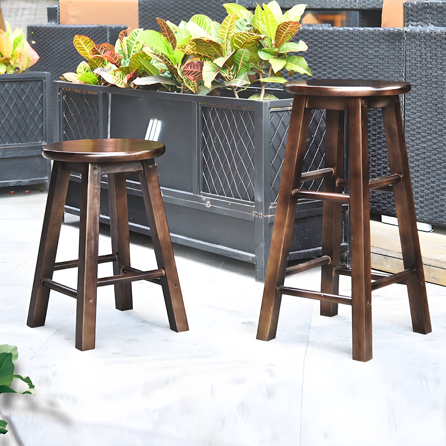 Industrial Wood Simple Retro Barstool Indoor Tall Stool with Round Seat