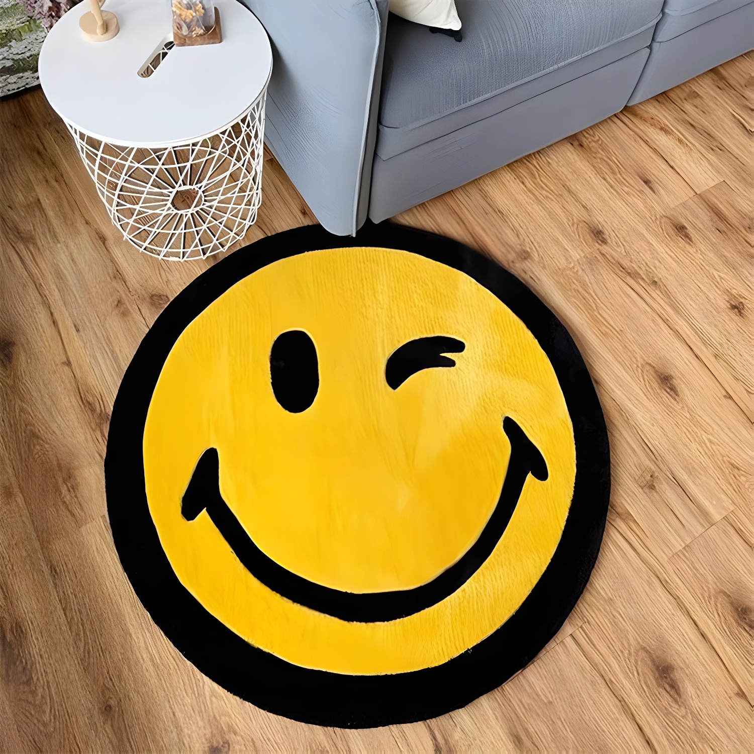 Yellow Kids Rug Polyester Smile Face Pattern Rug Washable Rug for Drawing Room