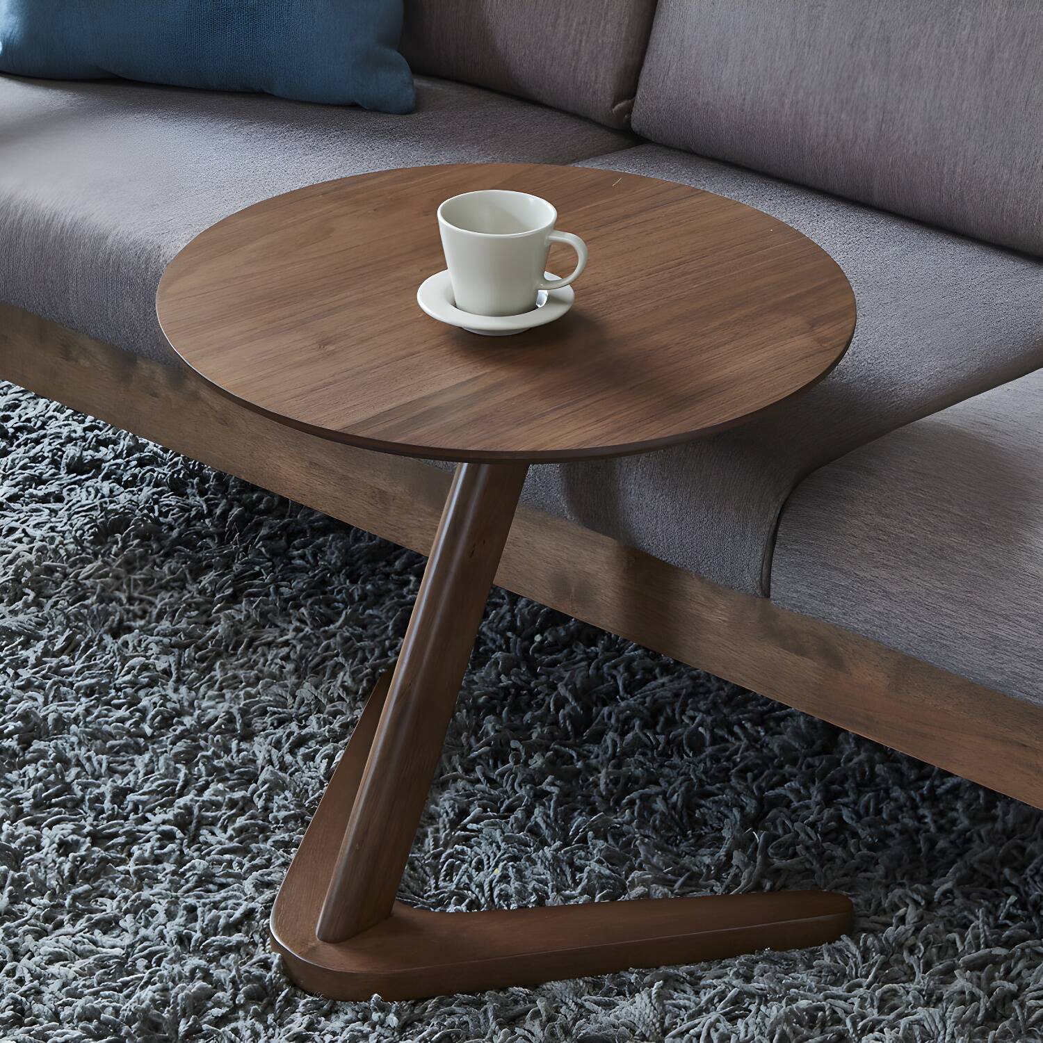 Scandinavian Solid Wood End Table Abstract Round Living Room Side Table