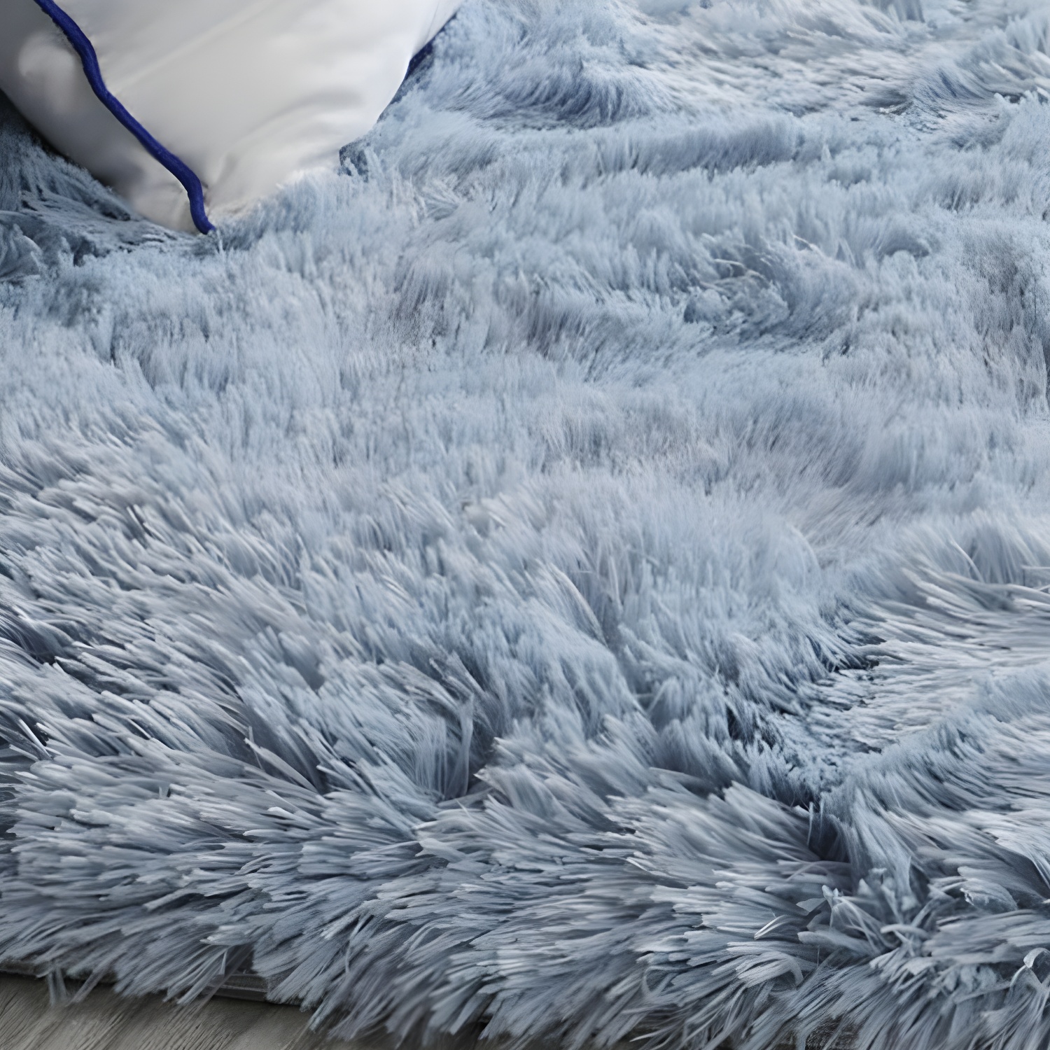 Solid Colour Plush Rug Polyester Indoor Rug Non-slip Carpet for Living Room and Bedroom