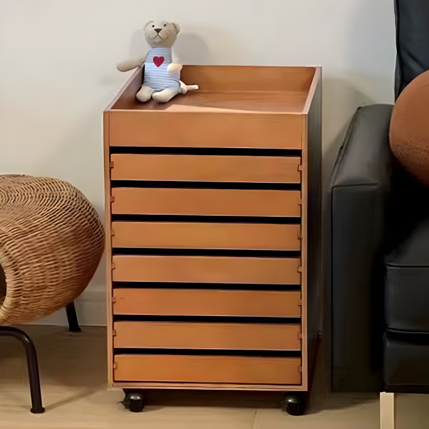 Contemporary Wooden File Cabinets with 7 Drawers and 4 Pulley Feet for Office