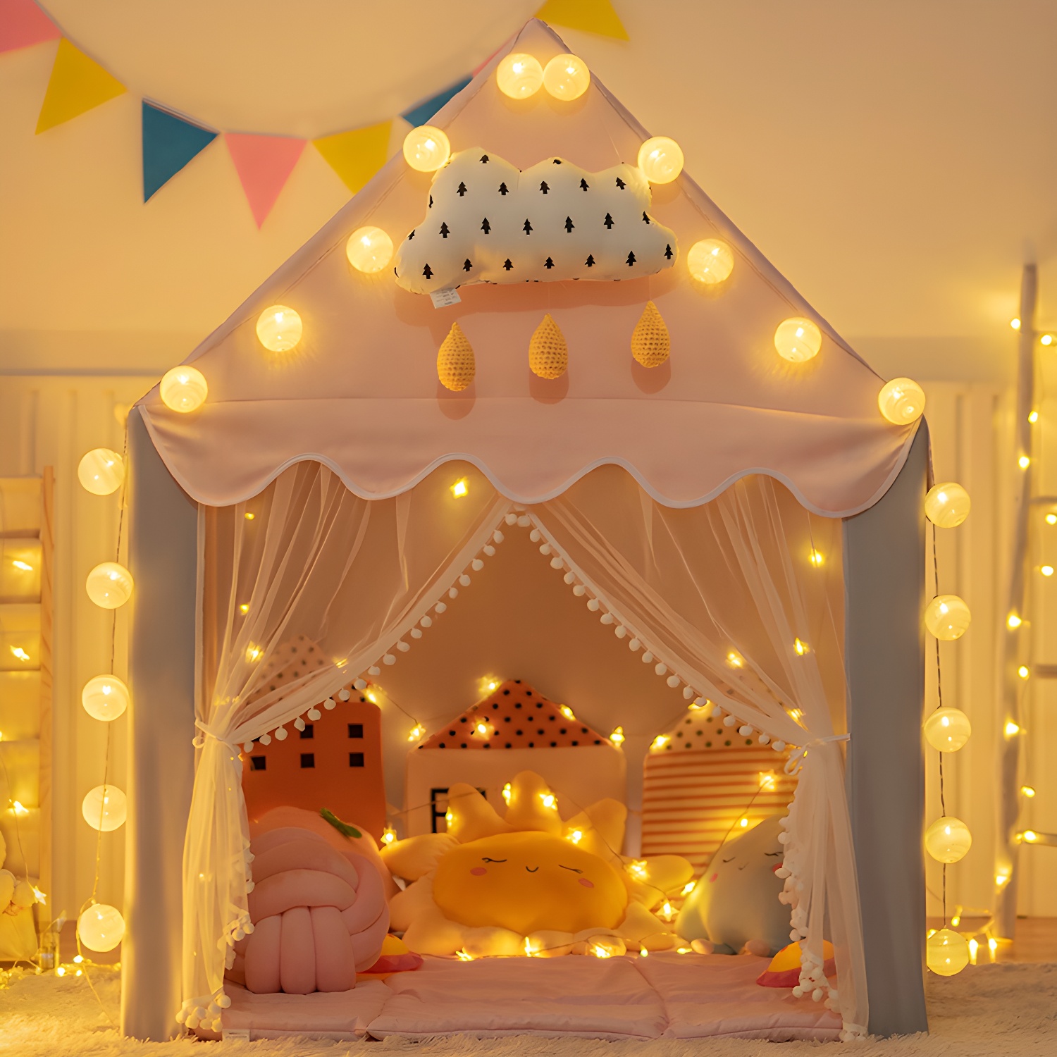 Square Princess-themed Indoor Play Tent with Lights and Windows for up to 3 Children