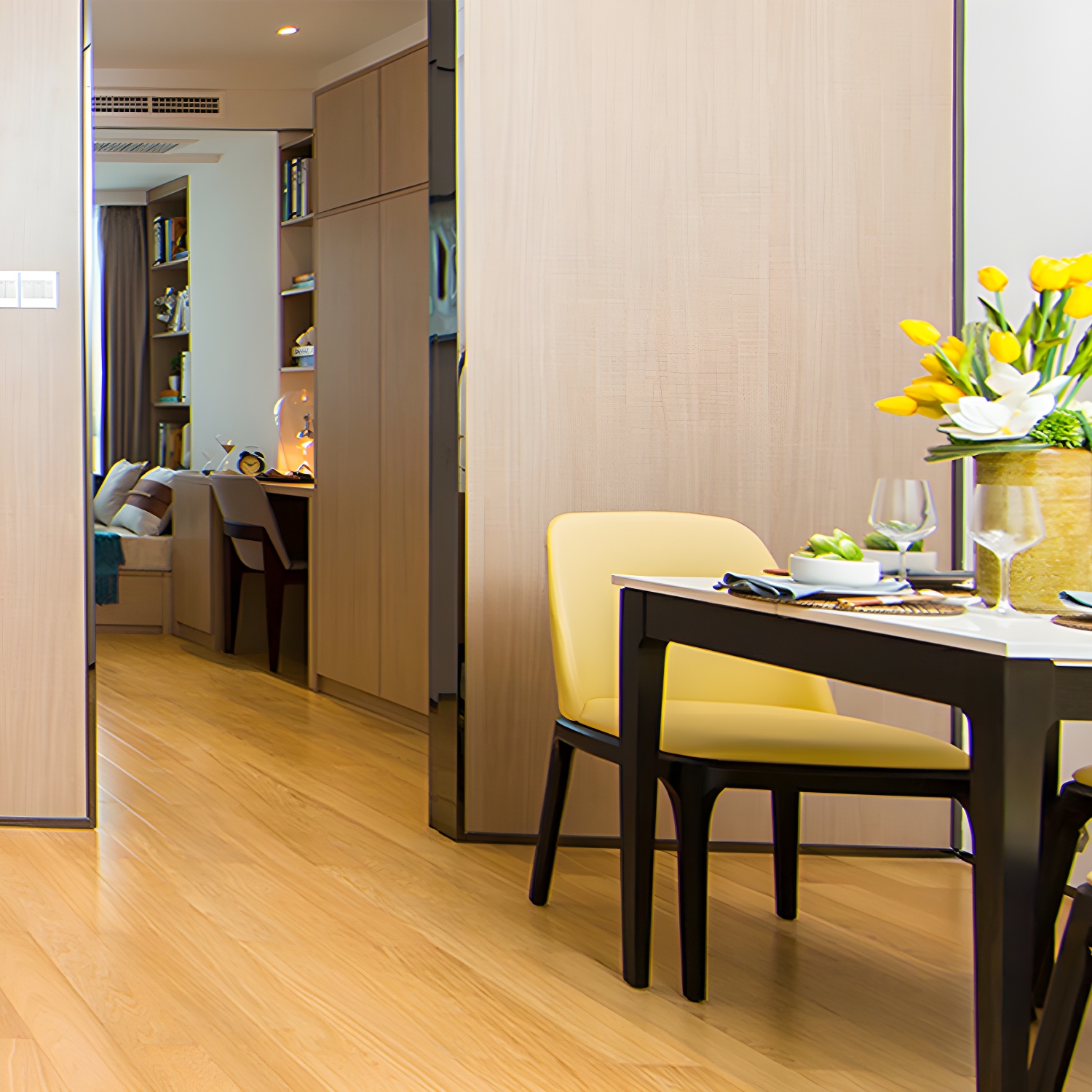 Waterproof Laminate Wood Planks - Scratch Resistant Flooring for Your Living Space