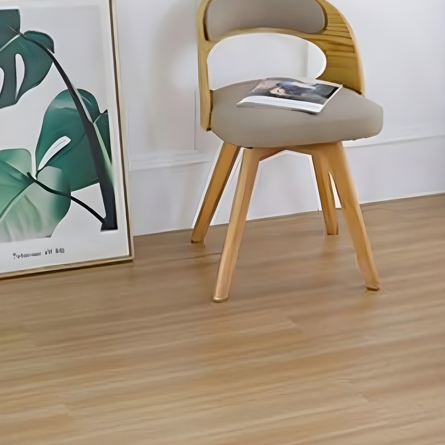 Scratch-Resistant Waterproof 12mm Laminate Wood Planks for Living Space Flooring