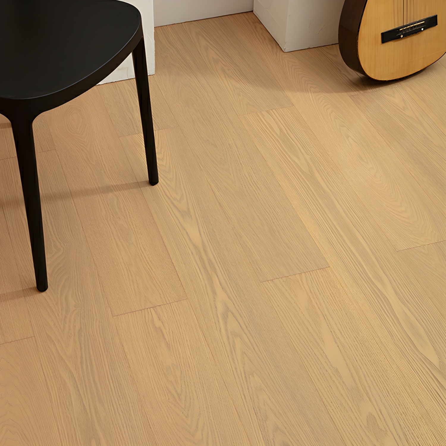 Waterproof Scratch Resistant Laminate Wood - Smooth Surface with Low Gloss and Natural Wood Grain