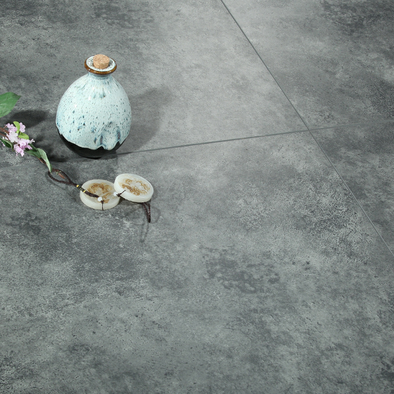 Sleek Low Gloss Laminate Wood Planks - Scratch & Stain Resistant Flooring for Living Space