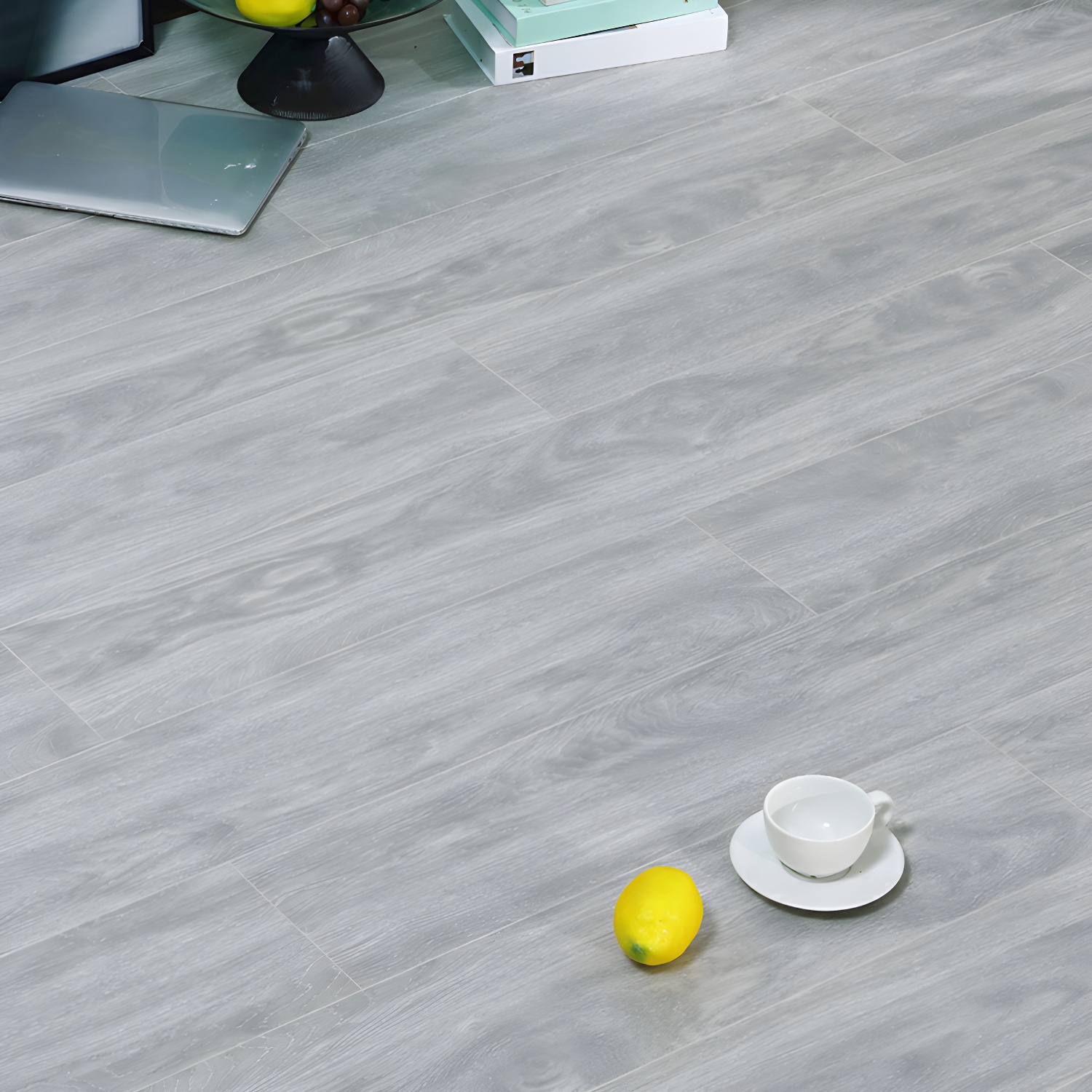 Gray Wood Matte Solid Pine Hardwood Flooring Waterproof Scratch Resistant