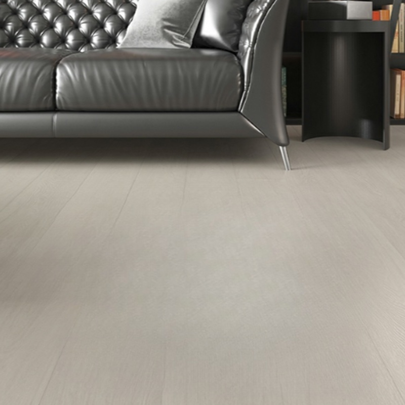Waterproof Scratch Resistant Laminate Wood Planks - Stylish and Practical Flooring Solution
