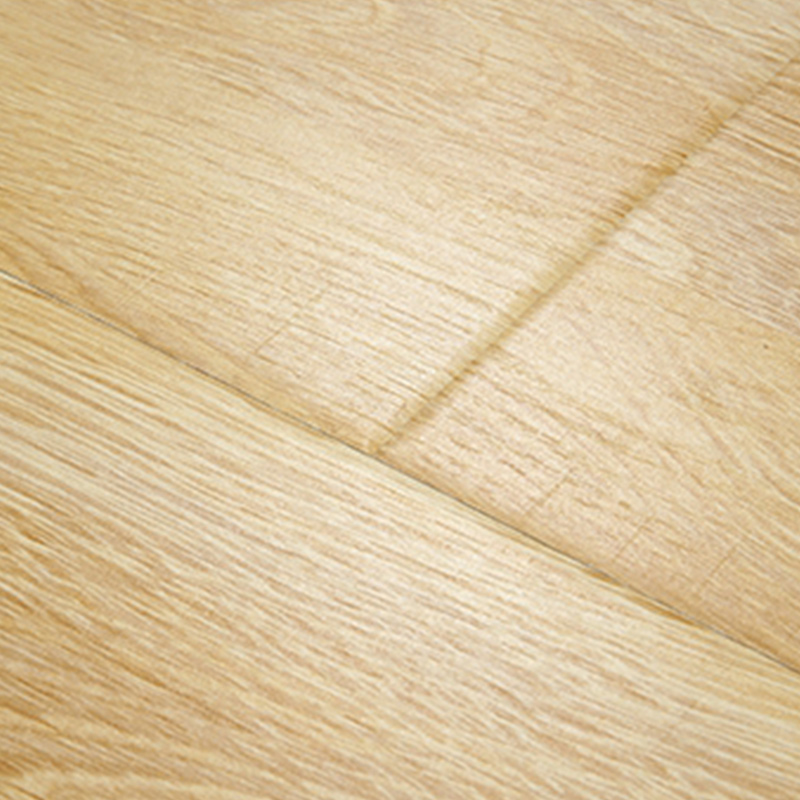 Stylish Water-Resistant Laminate Wood Planks - Elegant Flooring for Your Living Space