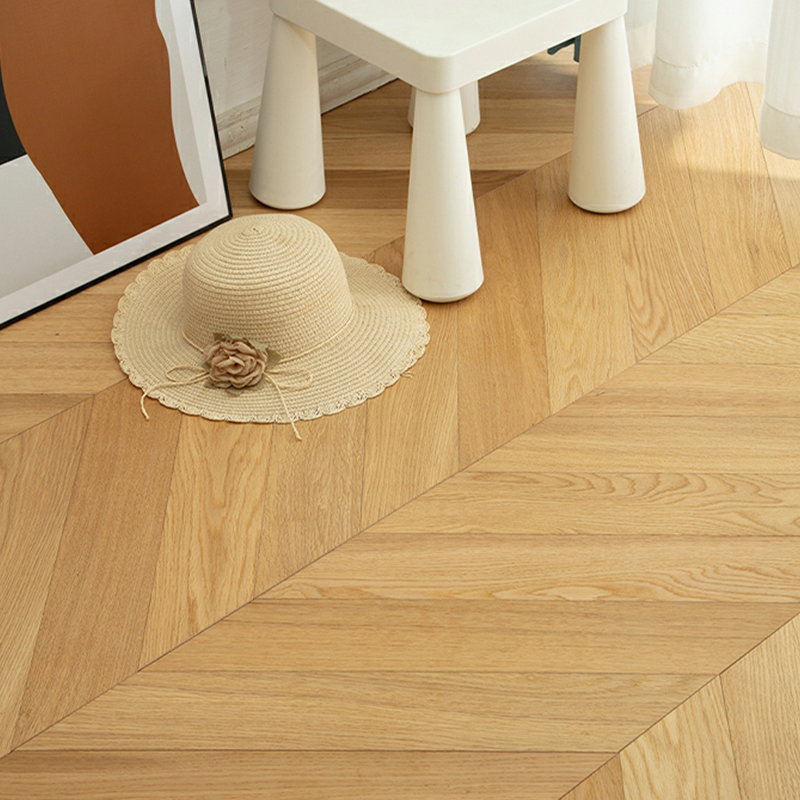 Medium Wood Waterproof Solid Wood Brushed Matte Hardwood Flooring