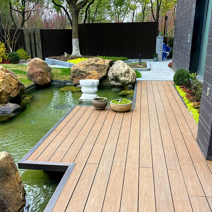 Waterproof and Scratch Resistant Traditional Engineered Wood Hardwood Flooring with Matte Finish