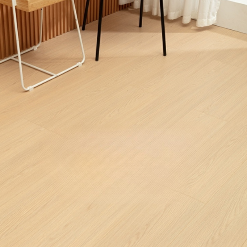 Elegant High-Gloss Laminate Wood Planks - Water-resistant Luxury Flooring