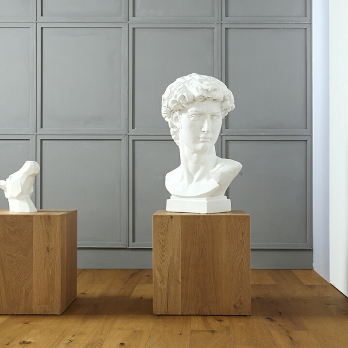 Stain-Resistant Brown Wood Oak Click-Lock Solid Wood Floor with Waterproof Surface Texture