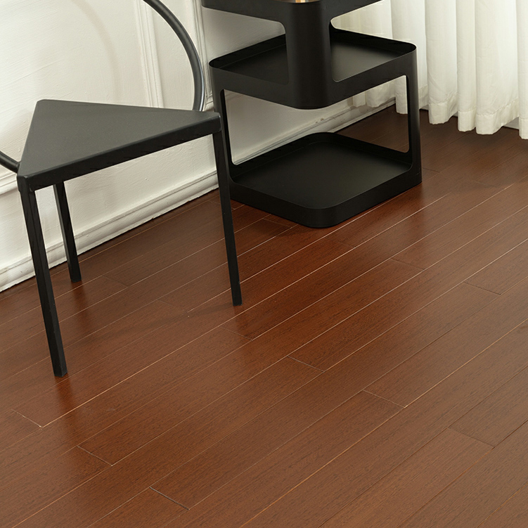 Waterproof and Scratch Resistant Medium Oak Modern Style Solid Wood Hardwood Flooring