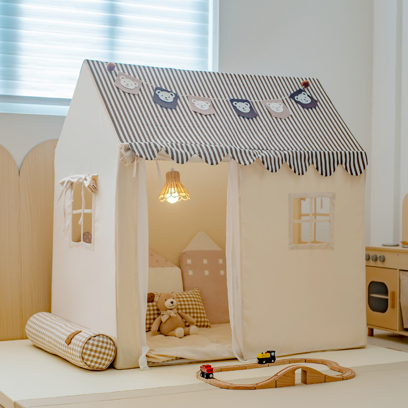 Chalk Cloth Indoor & Outdoor Use Cabin& Cottage Pop Up Medium（3'-5'） with Lights, Floor