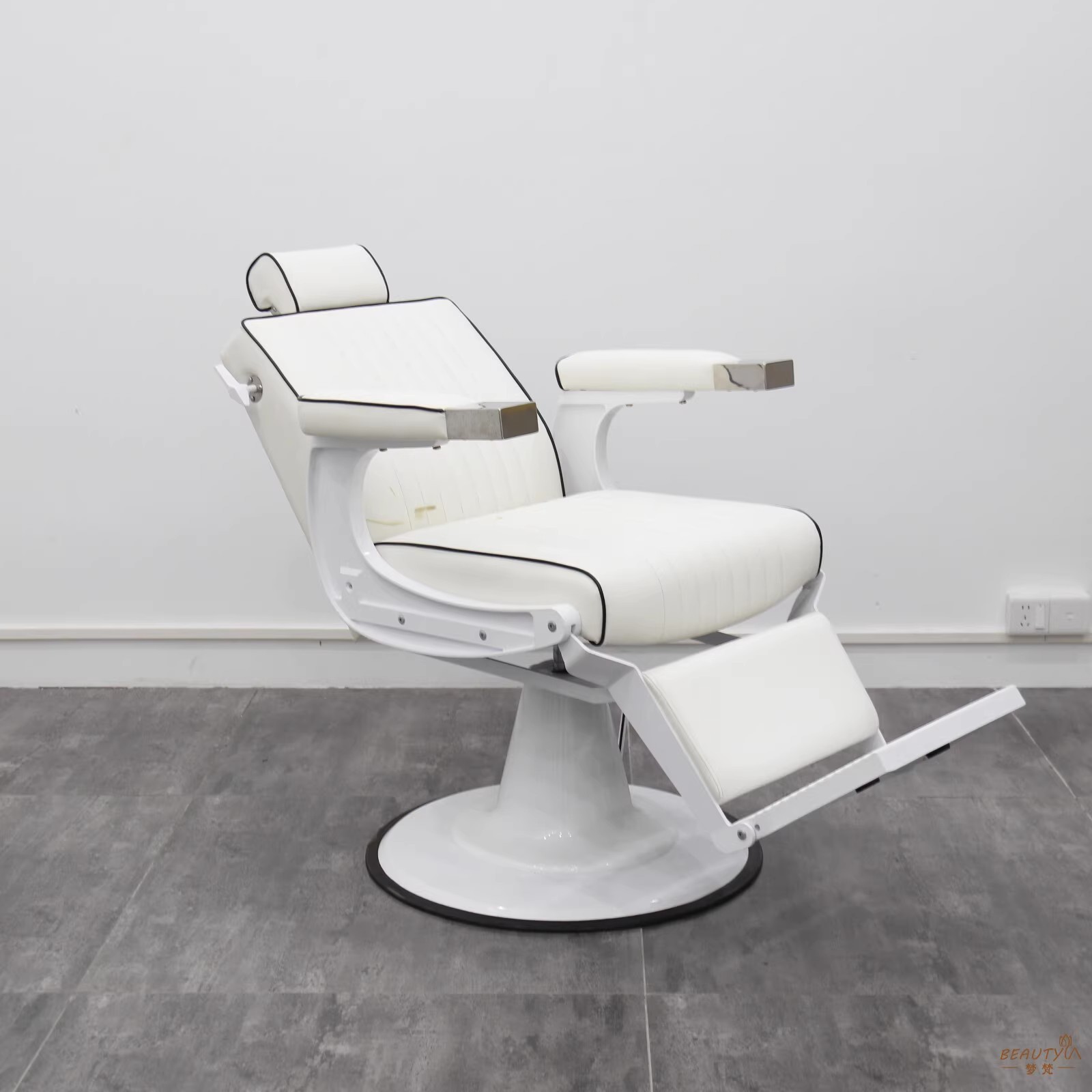 Square Chalk Upholstered Barber Chair with Armrest