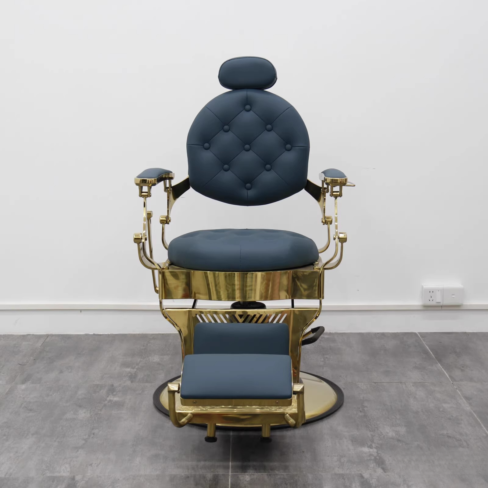 Ink L-Shape Solid Colour Barber Chair with Stainless Alloy Frame, Manual Recline, and Foot Prop
